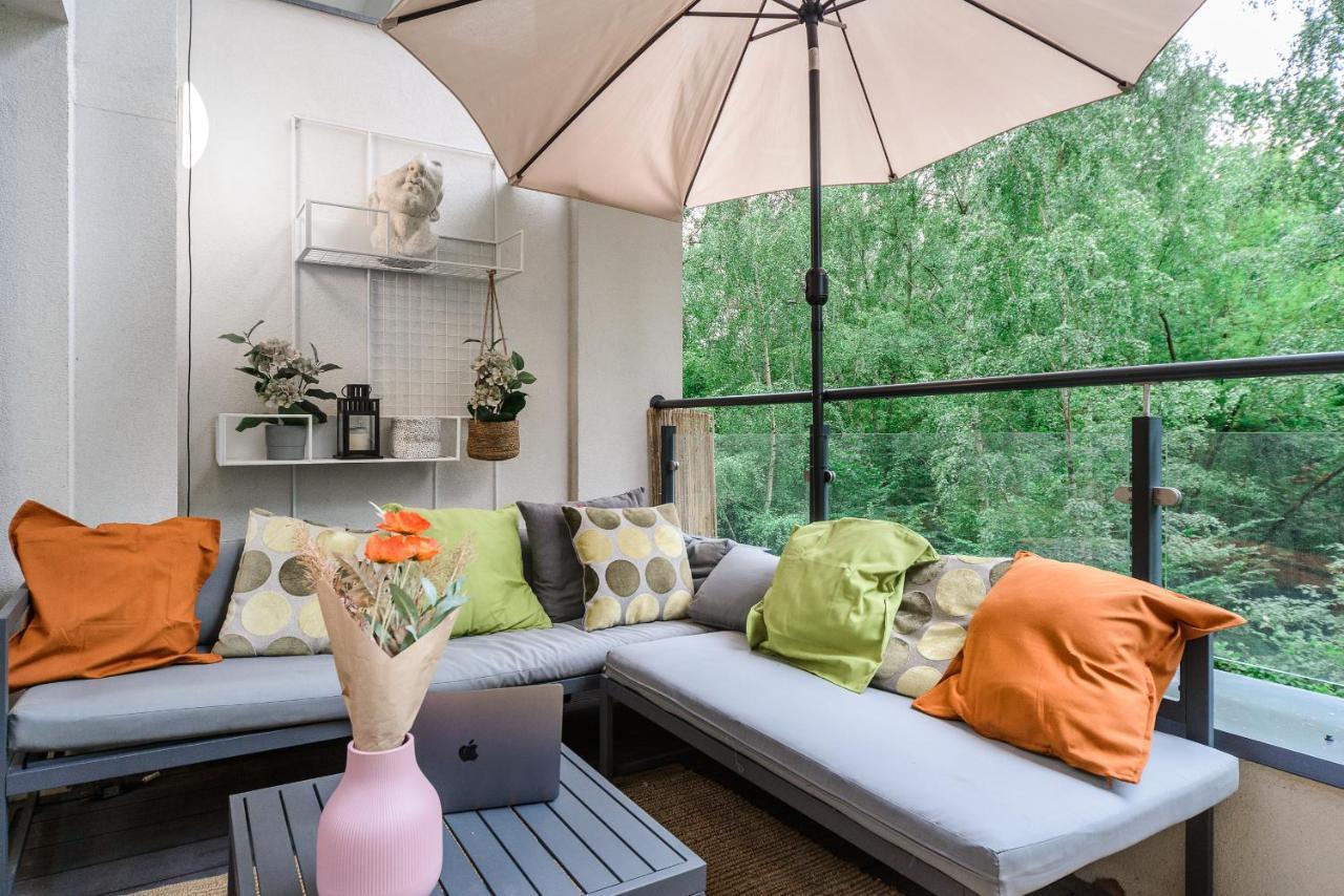 Lumina Apartment With Balcony Overlooking The Park 罗兹 外观 照片